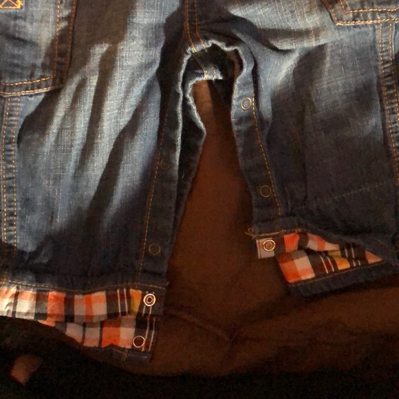 Outfit - Picture 3 of 3